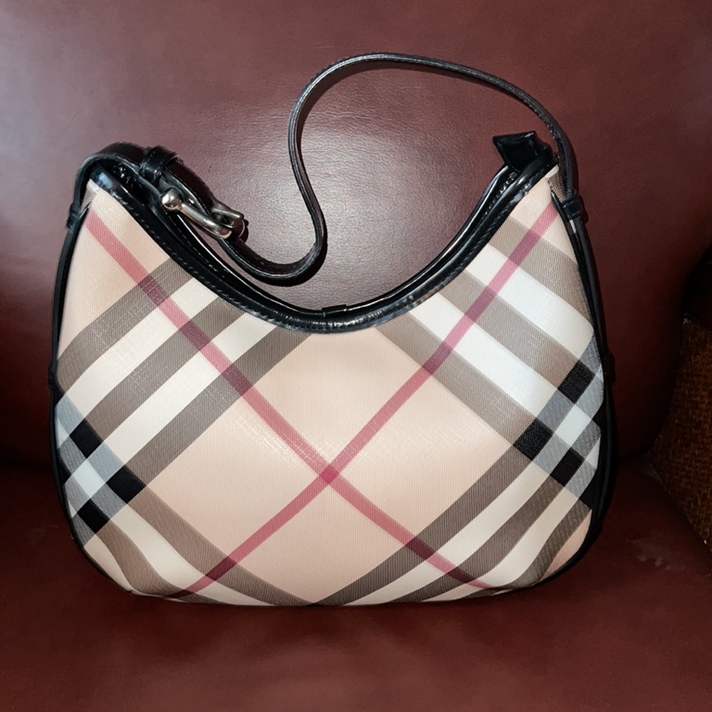 BURBERRY Nova Check Shoulder Bag with Black Cowhide Leather Trim, Shoulder Stap